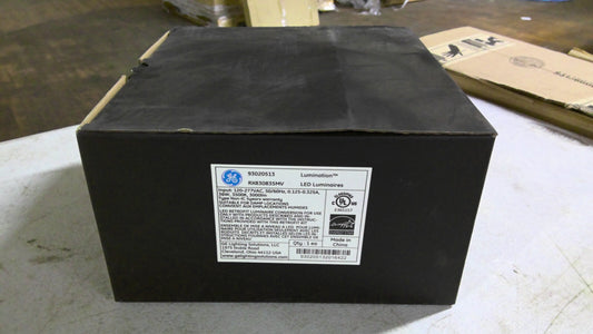 GE 93020513 WHITE LED LUMINAIRES LIGHT RX830835MV 120/277VOLT 36W 3500K NIB
