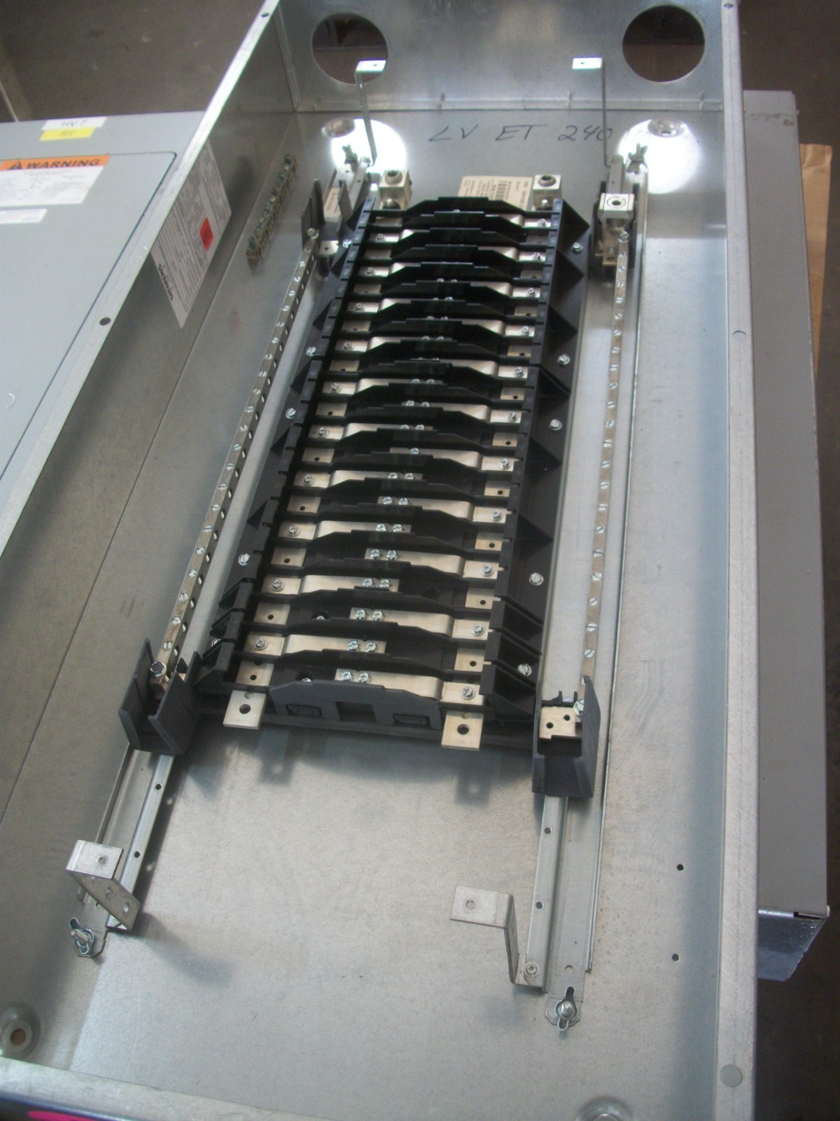 SIEMENS P1 LOAD CENTER PANELBOARD BL, BLH, HBL, BLR 100AMP 120/240VOLT 1PH 3W