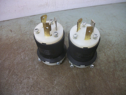 HUBBELL LOT OF 2 TWIST-LOCK PLUGS HBL2611 30AMP 125VOLT 2P 3W GRND
