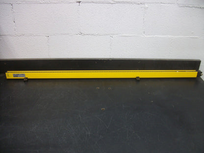 ALLEN-BRADLEY GUARDSHIELD SAFE4 LIGHT CURTAIN TRANSMITTER 445L-T4S1080YD