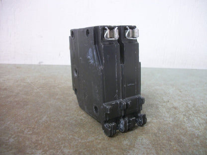 CUTLER-HAMMER CH CIRCUIT BREAKER CH220 20AMP 240VOLT 2POLE NOB