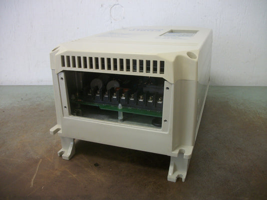 YASKAWA VARISPEED 616G3 3HP INVERTER DRIVE CIMR-G3V42P2 460VOLT 3PH 4.1KVA