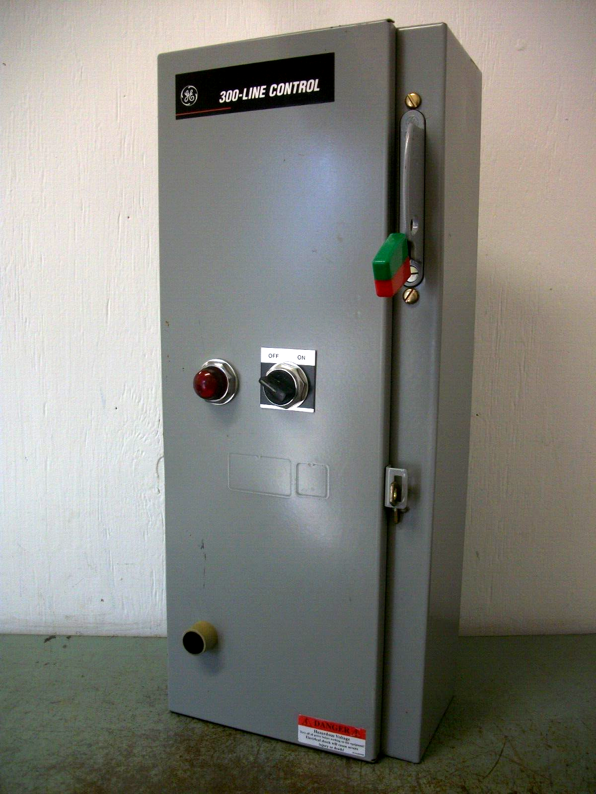 GE STARTER COMBO SIZE 1 CR308C1192RADTMJ 120VCOIL 30AMP FUSIBLE NOB