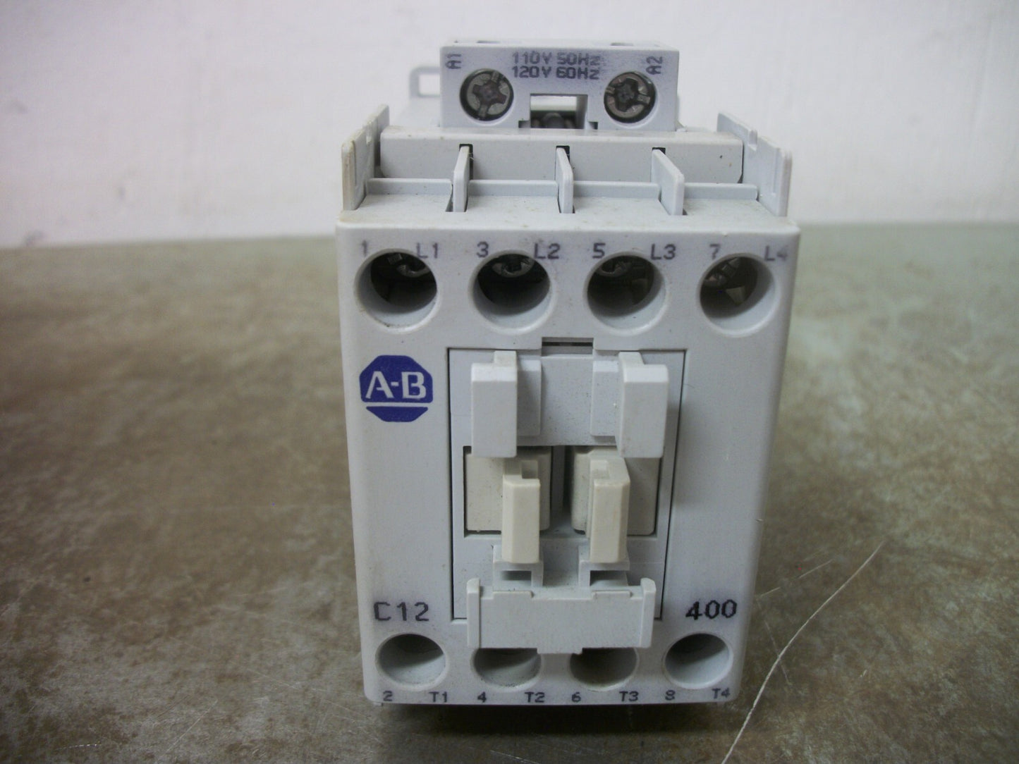ALLEN-BRADLEY CONTACTOR 100-C12*400 25AMP 120VCOIL 3PH 600V 10HP