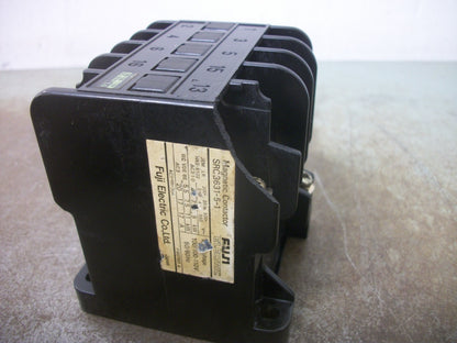 FUJI CONTACTOR SRC3631-5-1 30AMP 100-110VCOIL CHIPPED