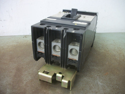 SQUARE D I-LINE KA CIRCUIT BREAKER KA36225 225AMP 600VOLT 3POLE GRAY