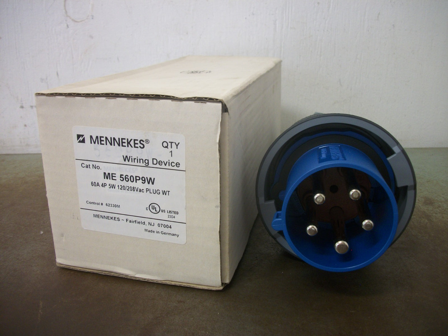 MENNEKES PIN & SLEEVE PLUG ME560P9W 60AMP 120/208VOLT 4P 5W NIB