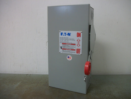 CUTLER-HAMMER DISCONNECT TYPE 1 DH221NGK 30AMP 240VOLT 2POLE FUSIBLE