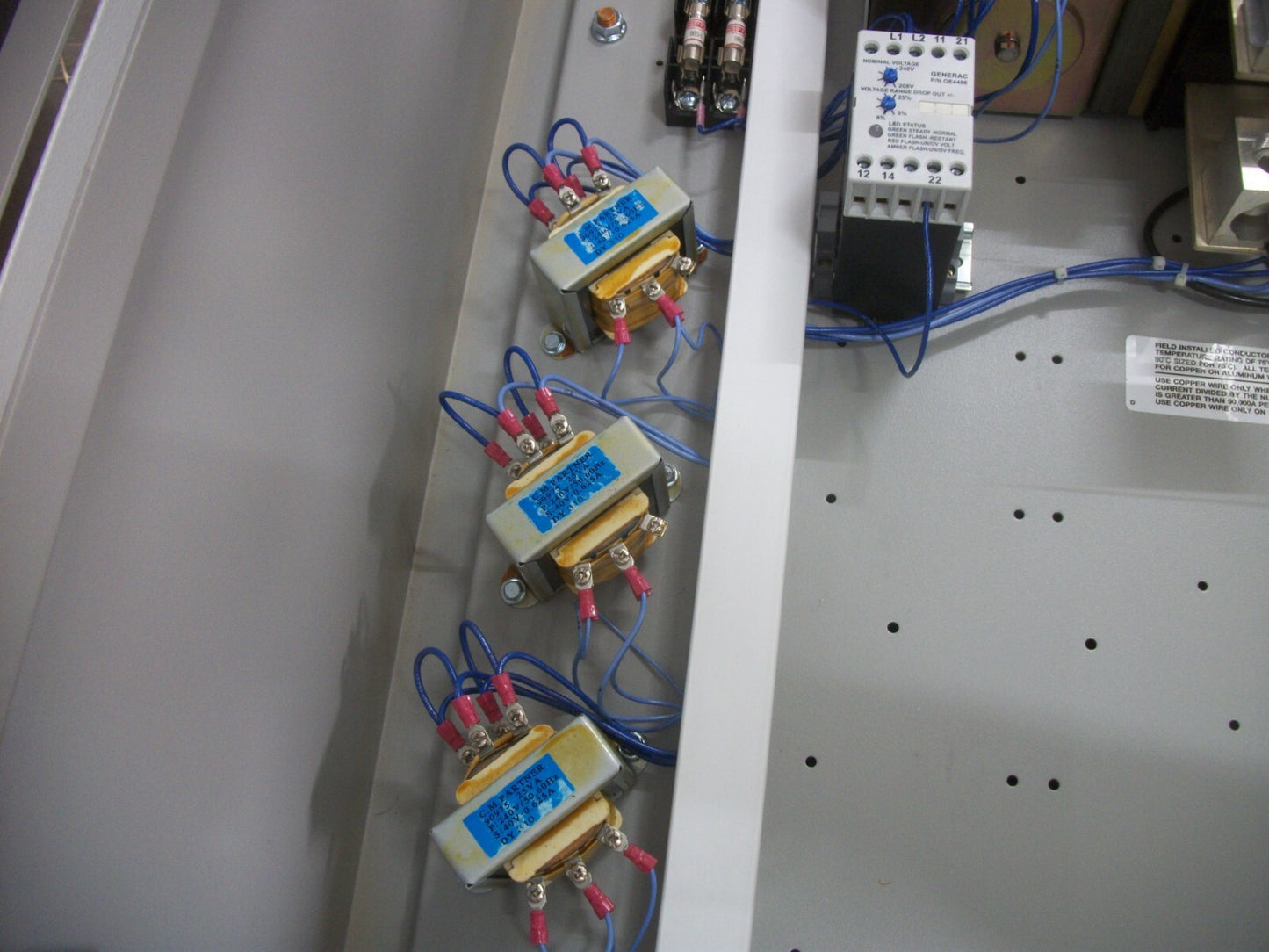 GENERAC AUTOMATIC TRANSFER SWITCH TYPE 3R GTS040W-2A2LDNCY 400AMP 480VOLT NEW