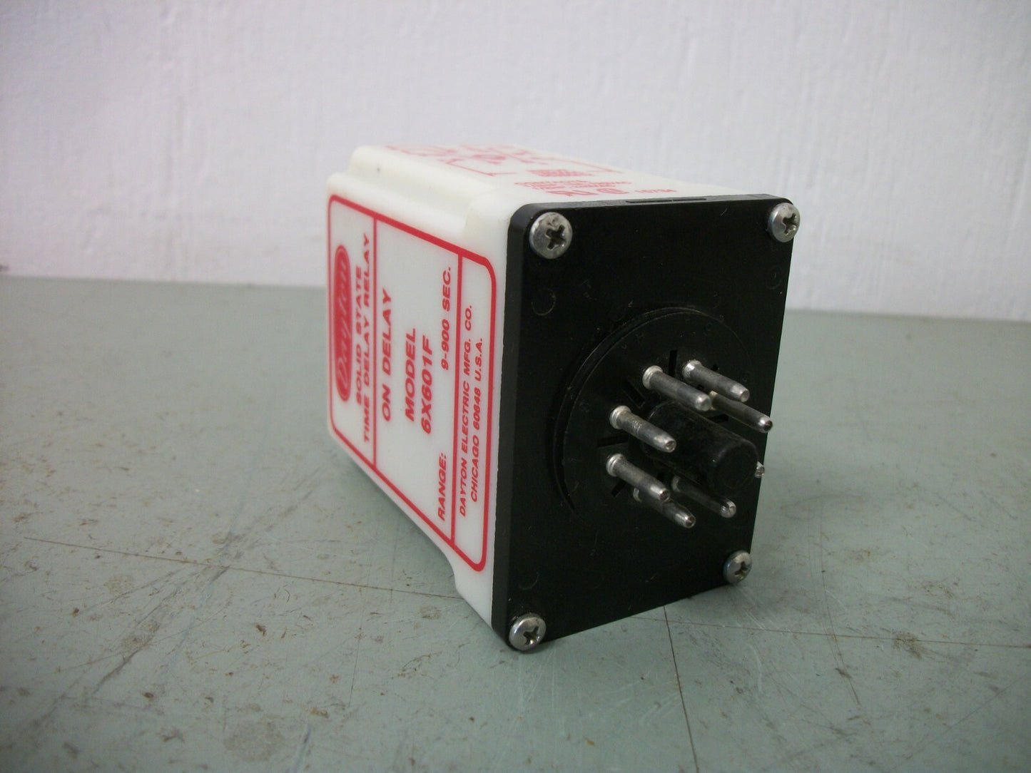 DAYTON SOLID STATE TIME DELAY RELAY 6X601F 9-900SEC 120VOLT