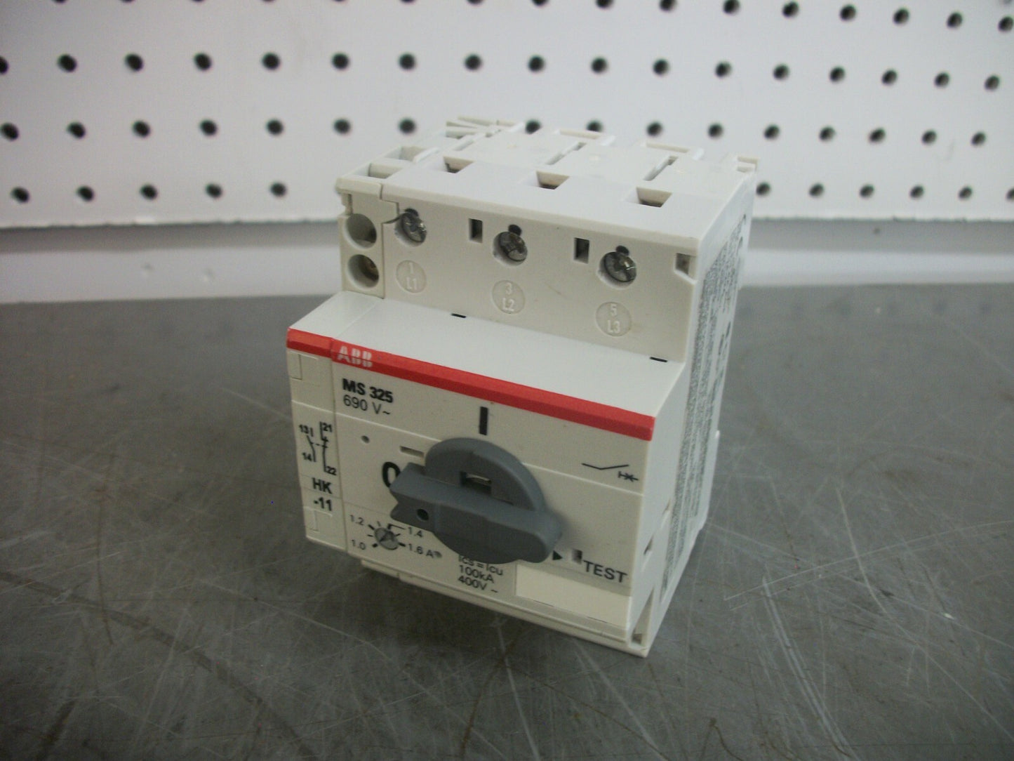 ABB MINI CIRCUIT BREAKER MS 325 1.0-1.6AMP 690VOLT 3POLE