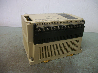 OMRON C16P PLC OUTPUT UNIT C16P-0R-A 24VDC 250VAC 2AMP