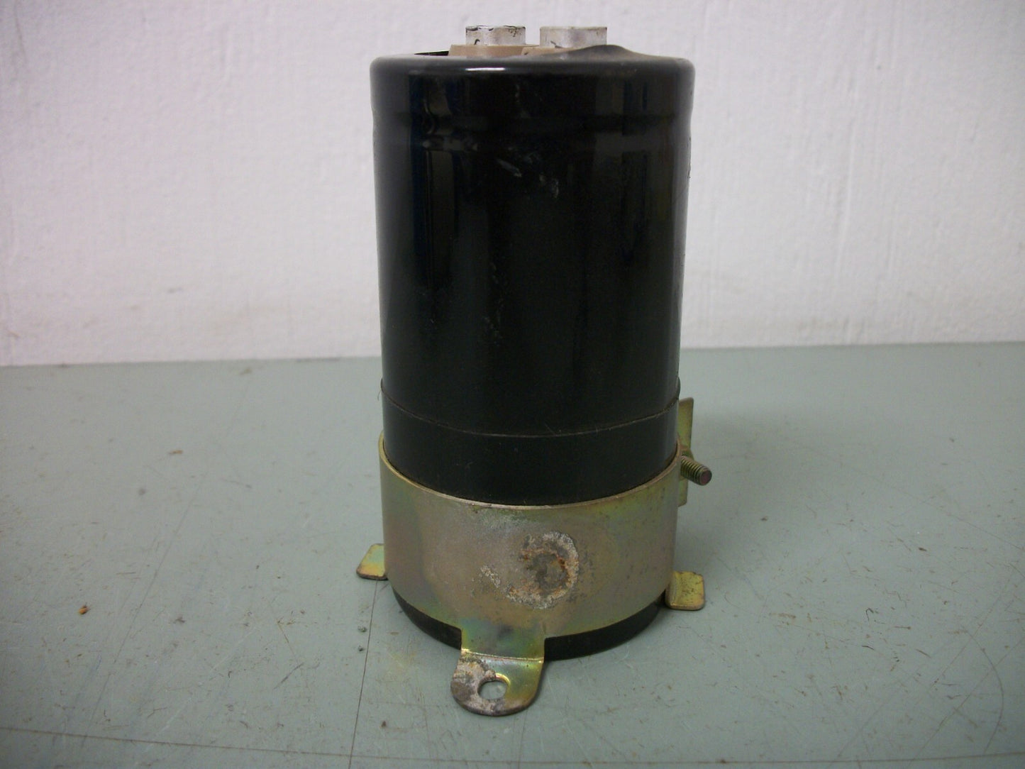 HITACHI 1800MFD CAPACITOR HCGF5A 400VDC