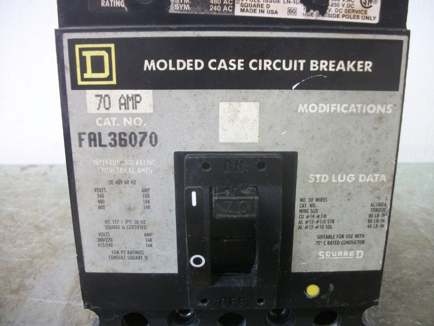 SQUARE D FAL CIRCUIT BREAKER FAL36070 70AMP 600VOLT 3POLE GRAY