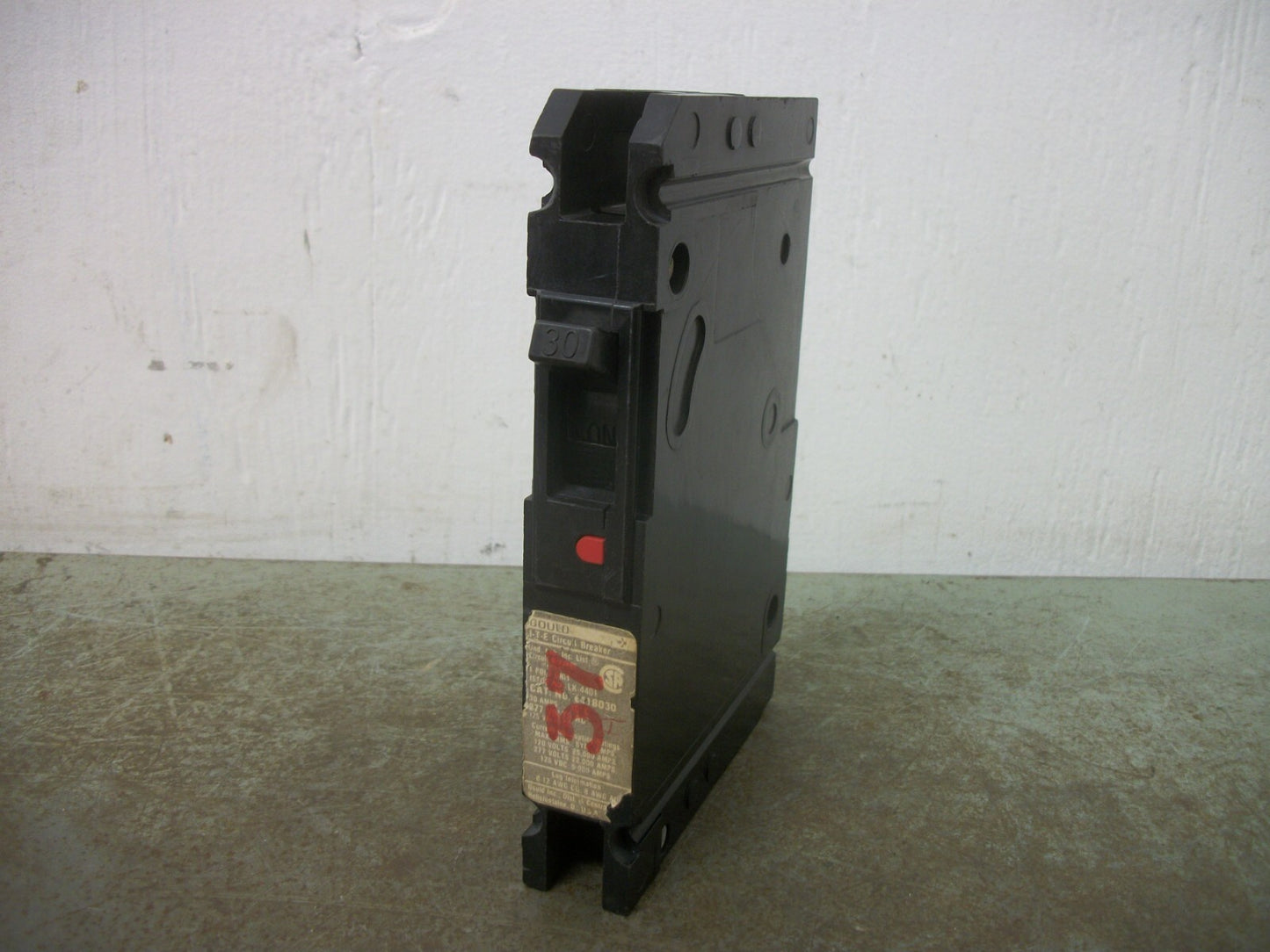 SIEMENS ITE E4 CIRCUIT BREAKER E41B030 30AMP 277VOLT 1POLE
