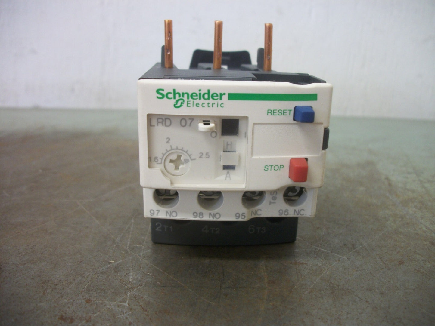 TELEMECANIQUE THERMAL OVERLOAD RELAY LRD07 1.6-2.5AMP