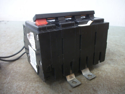 CUTLER-HAMMER BA CIRCUIT BREAKER BAB3030CS 30AMP 240VOLT 3POLE W/SHUNT & NEUTRAL