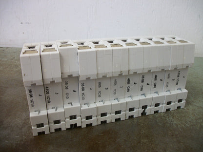 SIEMENS LOT OF 11 MINI CIRCUIT BREAKERS 5SX21C10 10AMP 230/400VOLT 1POLE