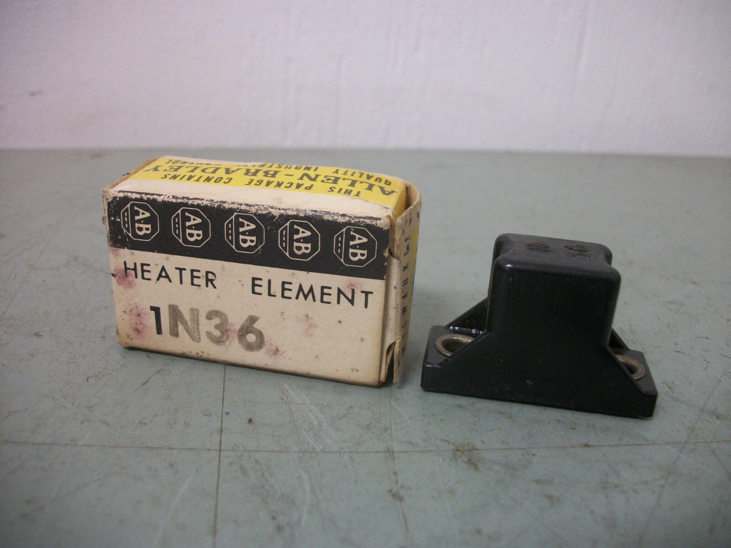 ALLEN-BRADLEY OVERLOAD RELAY THERMAL HEATER N36 NIB