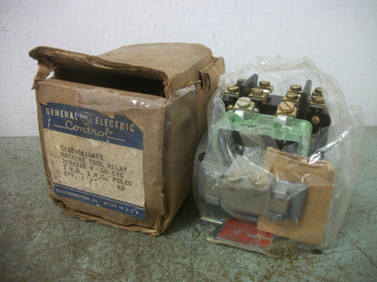 GE MACHINE TOOL RELAY CR2810A14AT3 208/220VCOIL 2N.O. 2N.C. POLES NIB