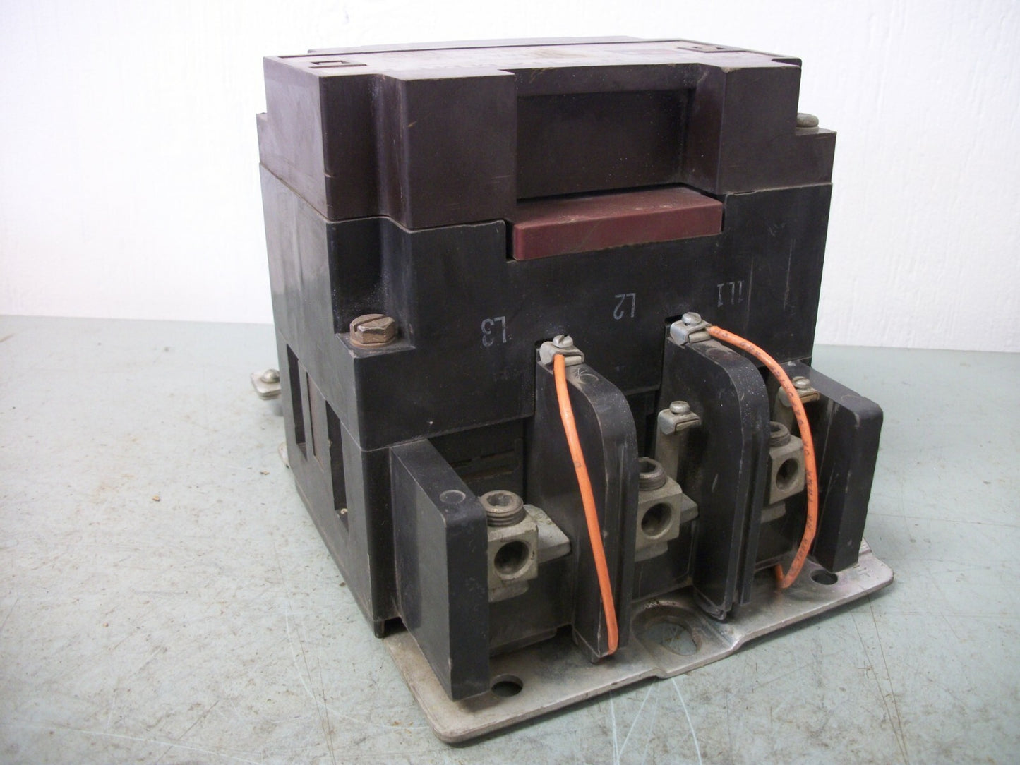 CUTLER-HAMMER SIZE 3 MOTOR STARTER A10EN0 90AMP 120VCOIL 3PH 600V 50HP