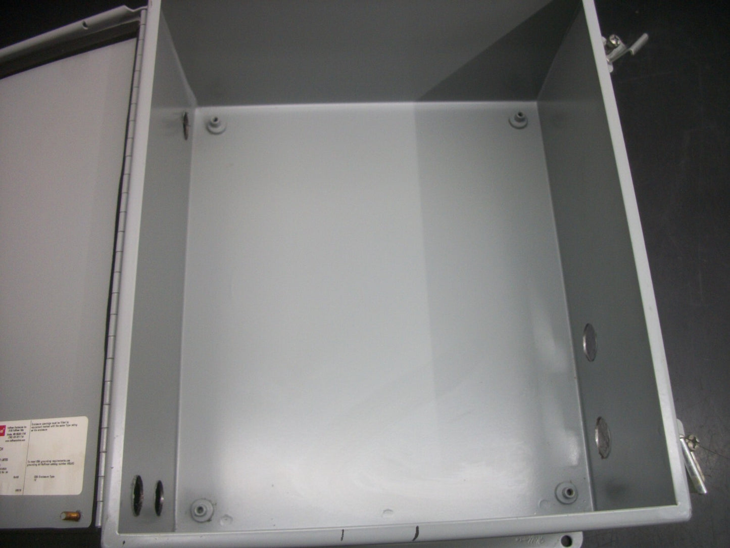 HOFFMAN 14 X 12 X 6 JIC BOX ENCLOSURE TYPE 12,13 A1412CH