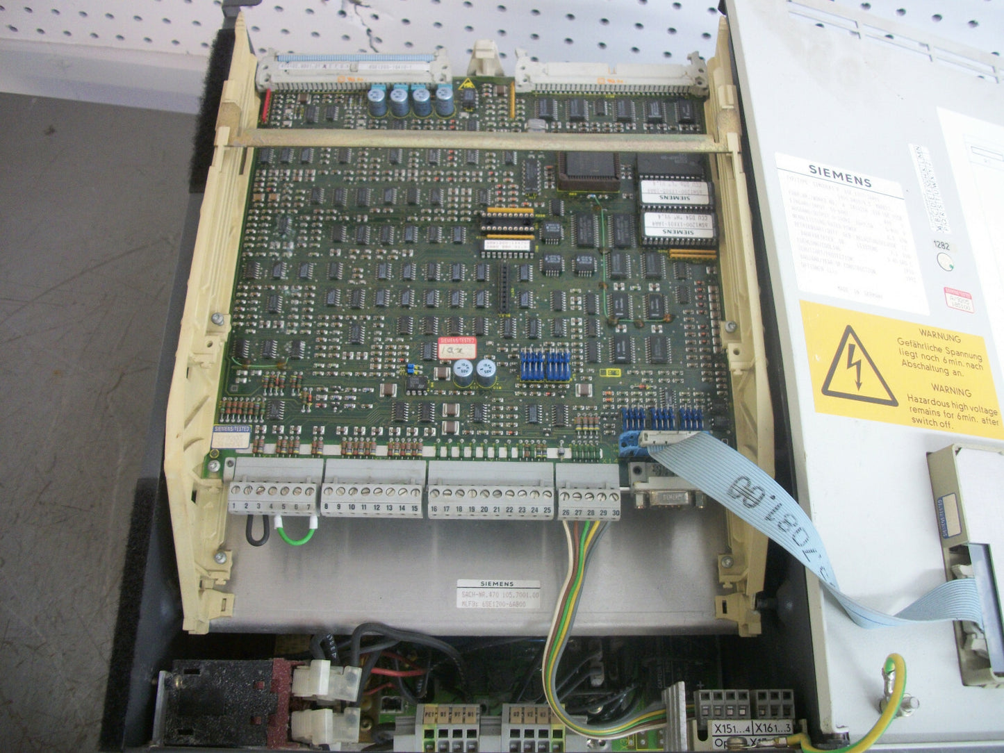 SIEMENS SIMOVERT 7.1KVA INVERTER DRIVE 6SE 1207-2AA01 400VOLT 9.5AMP 0-300HZ