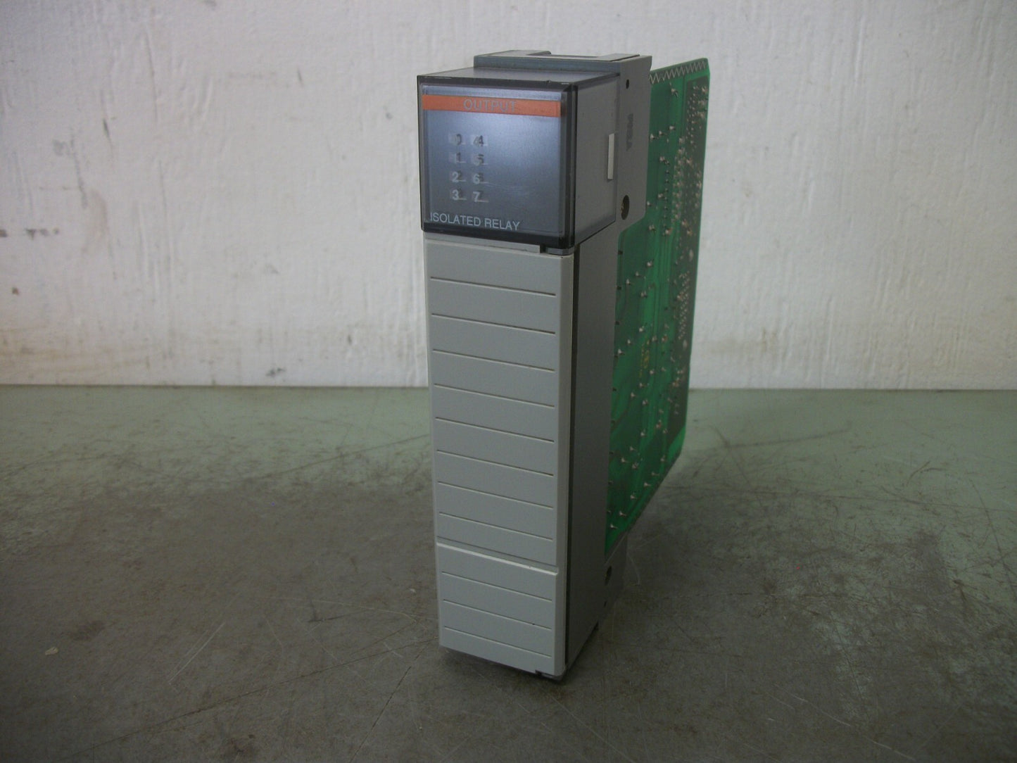 ALLEN-BRADLEY SLC 500 OUTPUT MODULE 1746-OX8
