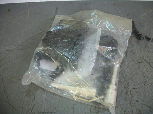 ANDERSON 320AMP DIN CONNECTOR WITH 3/O PIN CONT A32403-00C9 NEW