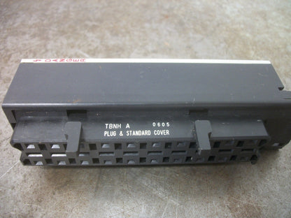 ALLEN-BRADLEY CONTROL LOGIX PLC PLUG & STANDARD COVER TBNH/A