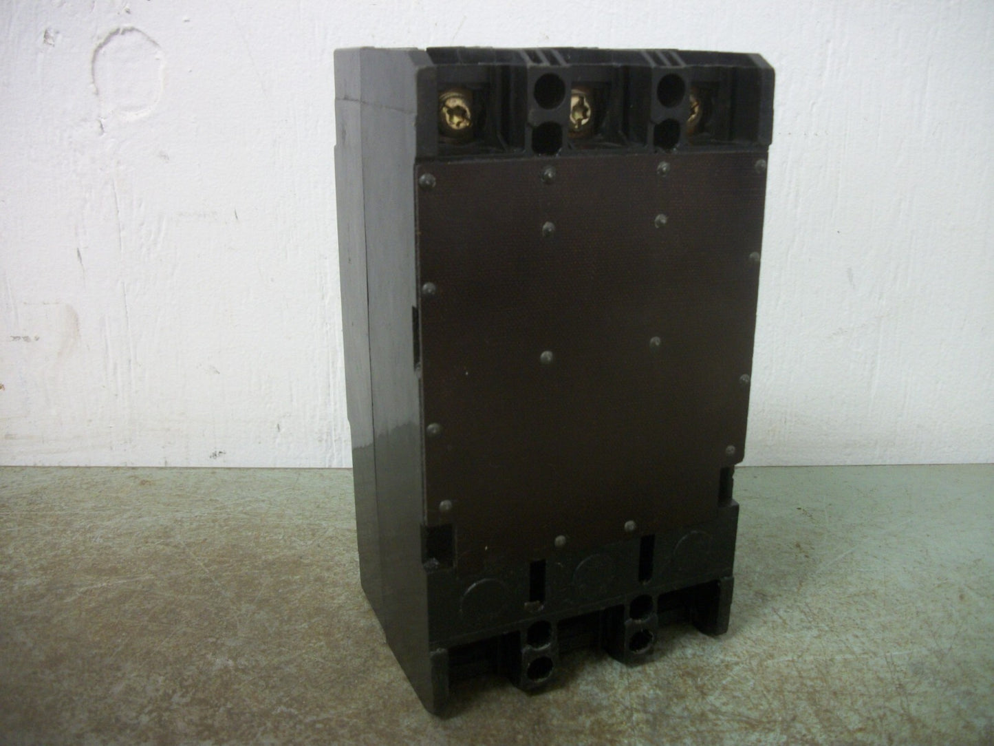 SQUARE D KAL CIRCUIT BREAKER KAL3625021M 250AMP 600VOLT 3POLE GRAY