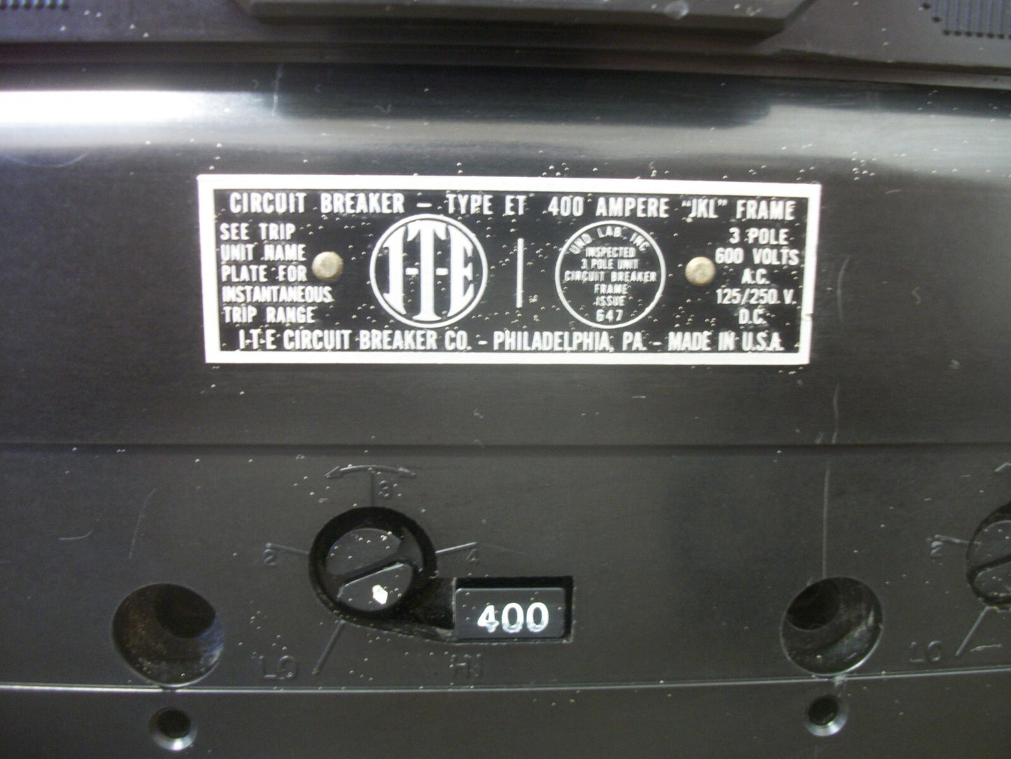 SIEMENS ITE ET JKL CIRCUIT BREAKER JKL3400F 400AMP 600VOLT 3POLE W/400A TRIP