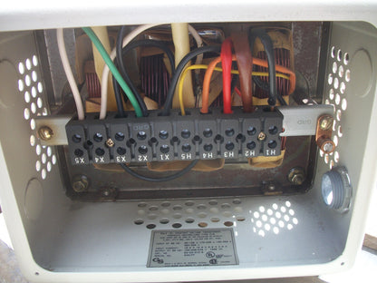 SOLA 1500VA CONSTANT VOLTAGE TRANSFORMER 63-23-215-8 IN: 95X520 OUT: 120/240