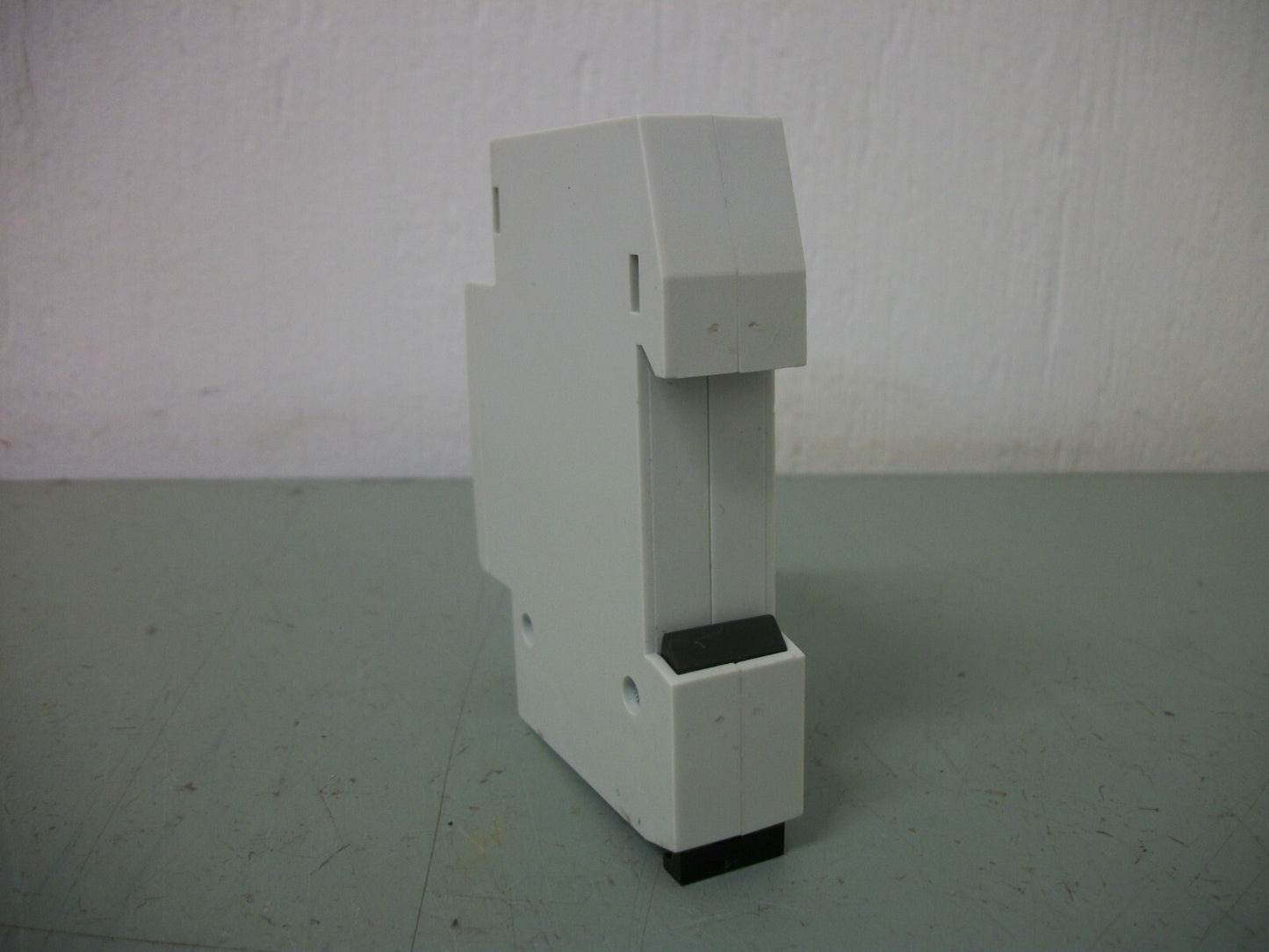 ABB WORKING HOUR COUNTER MODULE E233-12/48 12...48VDC NOB