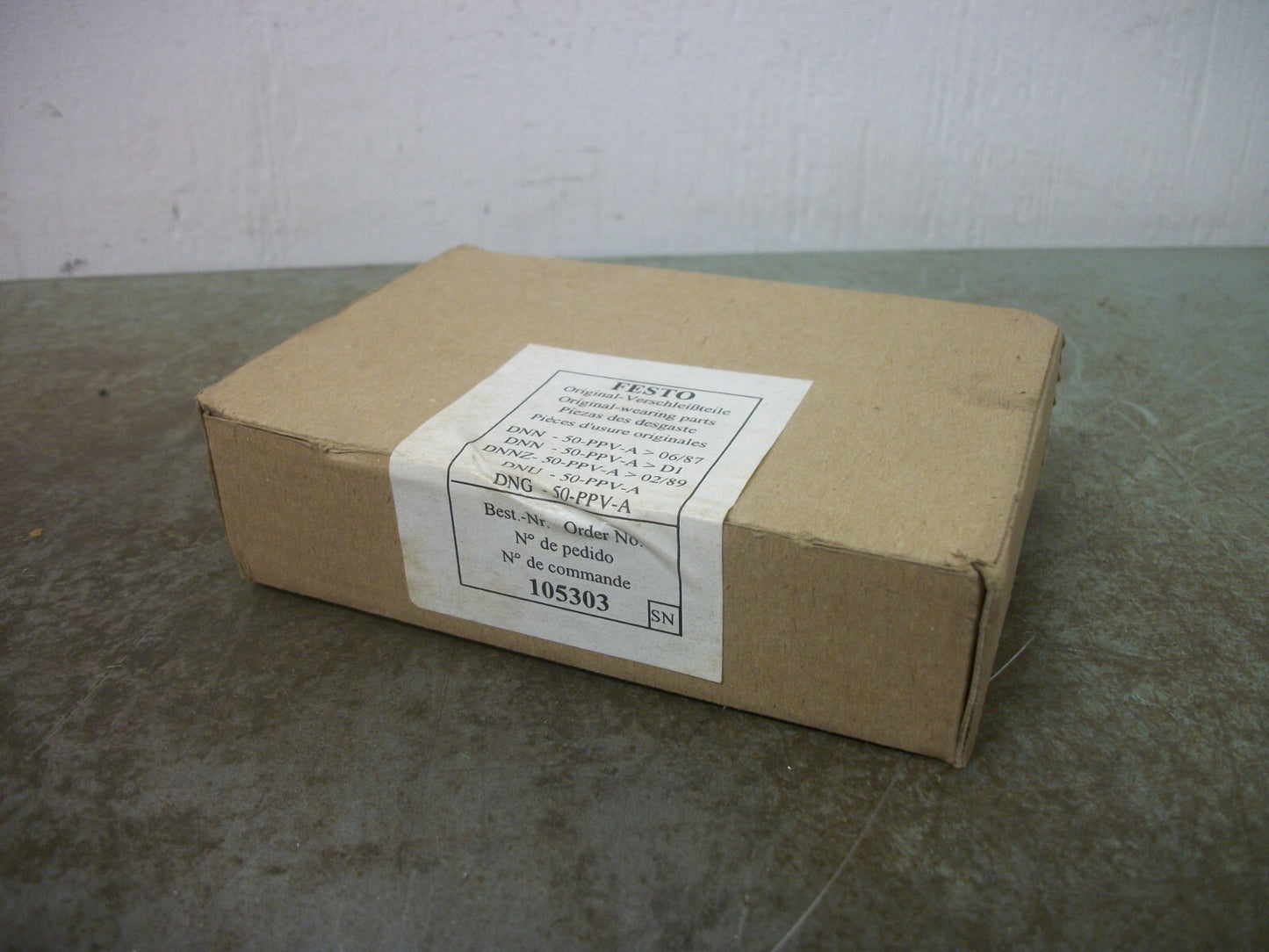 FESTO FACTORY SEALED CYLINDER PARTS REPAIR KIT 105303 NIB