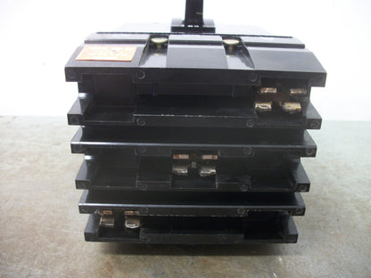 SQUARE D I-LINE FA CIRCUIT BREAKER FA34070 70AMP 480VOLT 3POLE BLACK