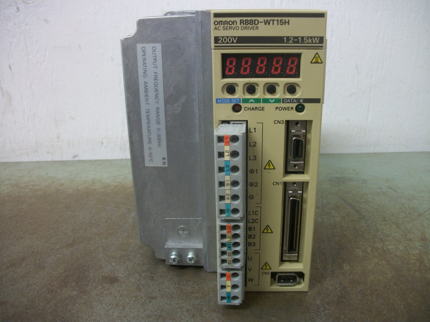 OMRON 2.01HP AC SERVO DRIVE R88D-WT15H 230VOLT 3PH 11.6AMP