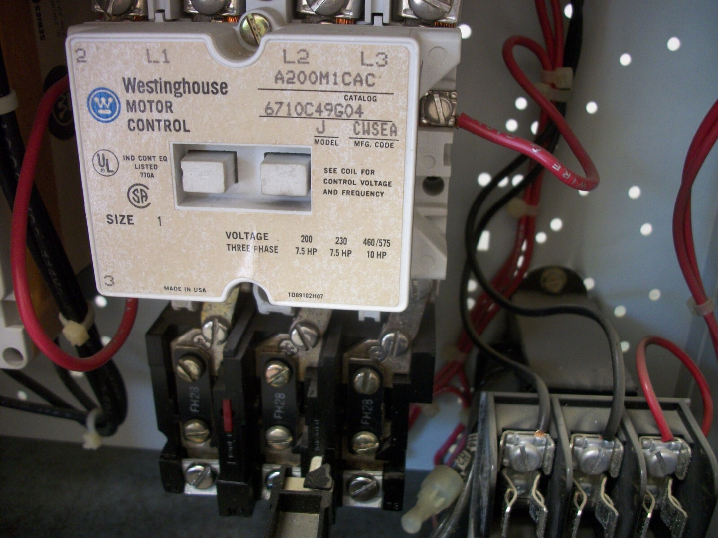 WESTINGHOUSE MCC STARTER BUCKET SIZE 1 A200M1CAC 120VCOIL 7AMP BREAKER