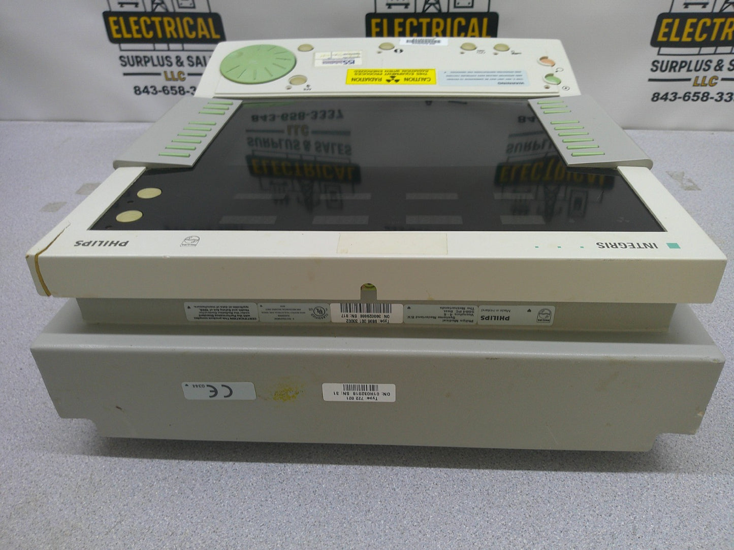 PHILIPS INTEGRIS MEDICAL X-RAY MONITOR 9896 001 33002