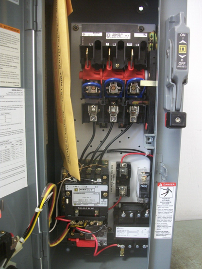 SQUARE D STARTER COMBO SIZE 0 8536SBO2H20S 120VCOIL 30AMP FUSIBLE MOTORLOGIC NOB