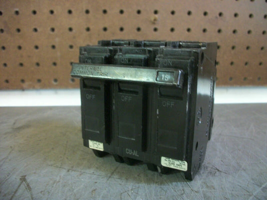 GE THQL CIRCUIT BREAKER THQL32015 15AMP 240VOLT 3POLE OLD