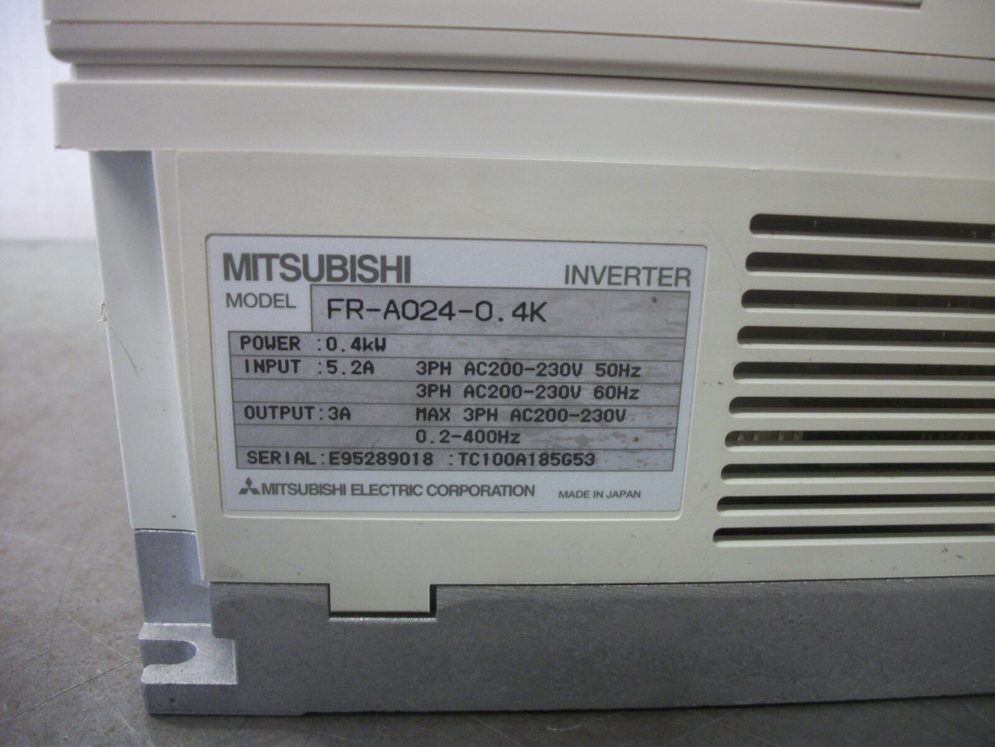 MITSUBISHI FREQROL-A024 0.4KW INVERTER DRIVE FR-A024-0.4K 230VOLT 3PH 3AMP
