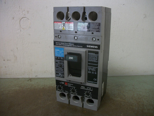 SIEMENS SENTRON FXD6-A CIRCUIT BREAKER FXD63B200 200AMP 600VOLT 3POLE