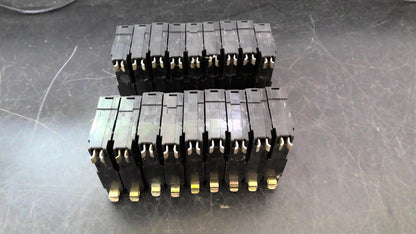 SQUARE D LOT OF 18 QO CIRCUIT BREAKERS QO130 30AMP 240VOLT 1POLE