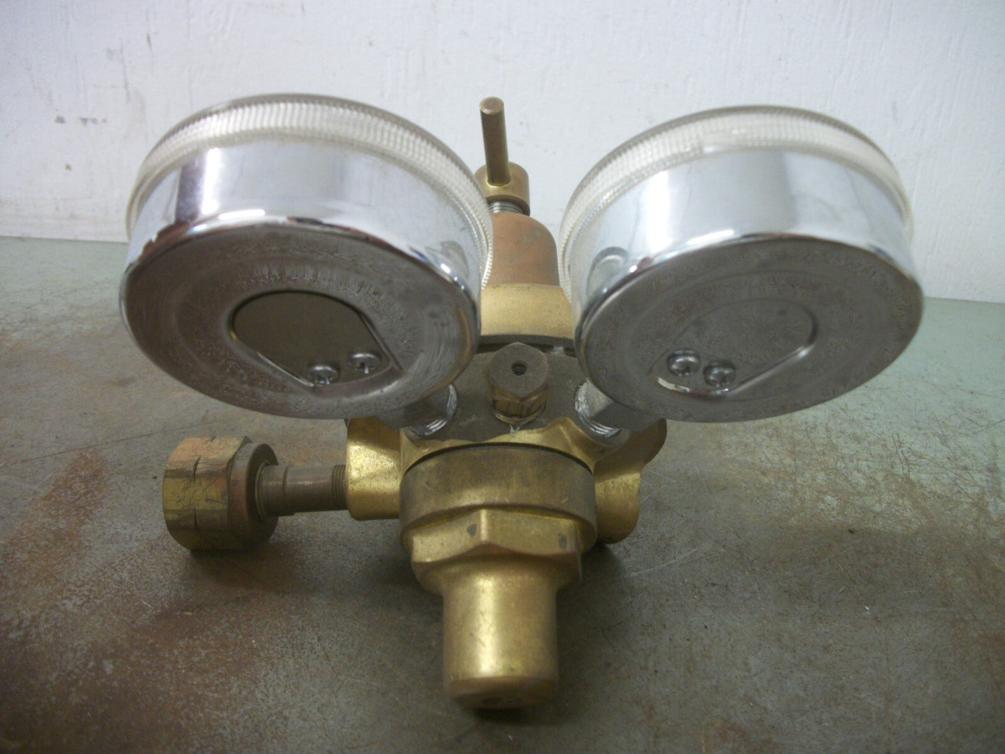 HEWLETT-PACKARD PNEUMATIC PRESSURE REGULATOR 8507-0405 0-100PSI