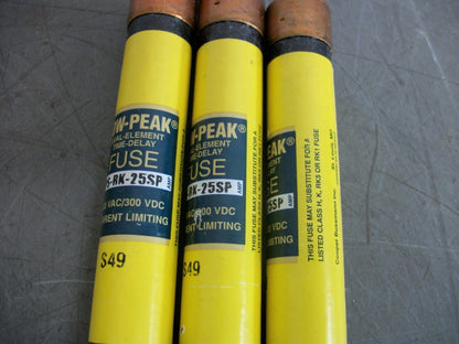 BUSSMANN LOT OF 3 LOW-PEAK FUSES LPS-RK-25SP 25AMP 600VOLT