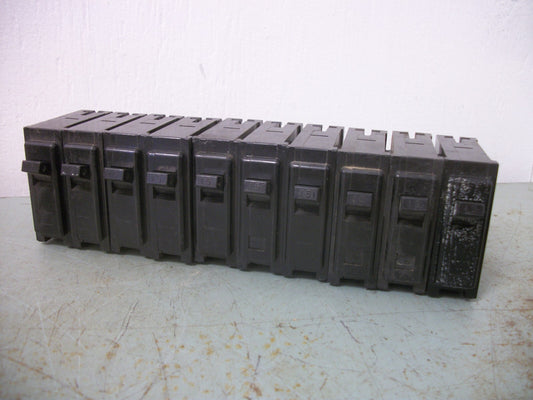 SIEMENS LOT OF 10 EQ-P CIRCUIT BREAKERS QP1B015 15AMP 240VOLT 1POLE