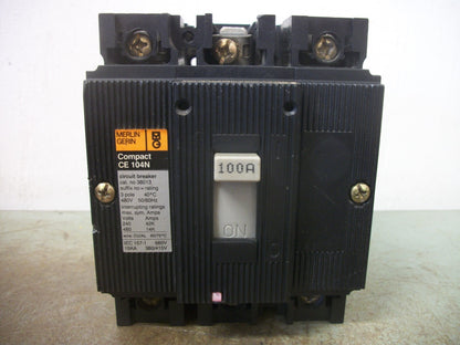 MERLIN GERIN COMPACT CE 104N CIRCUIT BREAKER 38013 100AMP 480VOLT 3POLE
