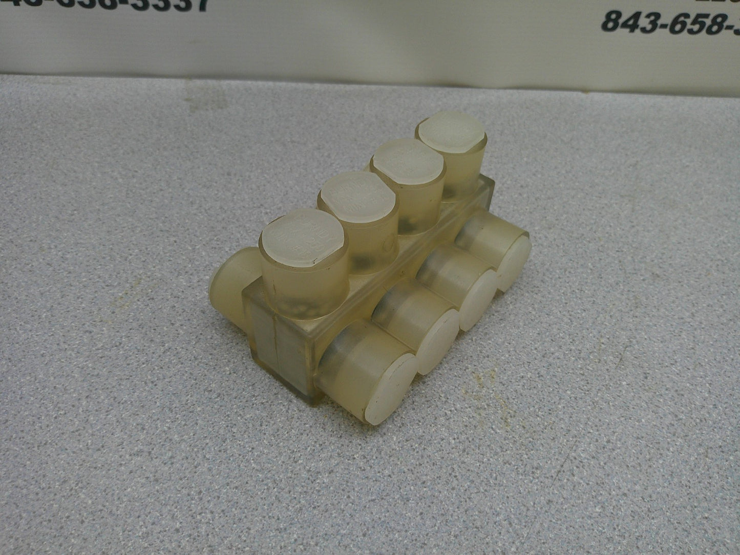 BURNDY MULTI-TAP TERMINAL CONNECTOR BIBD-250-4 #10AWG-250KCMIL AL9CU NOB