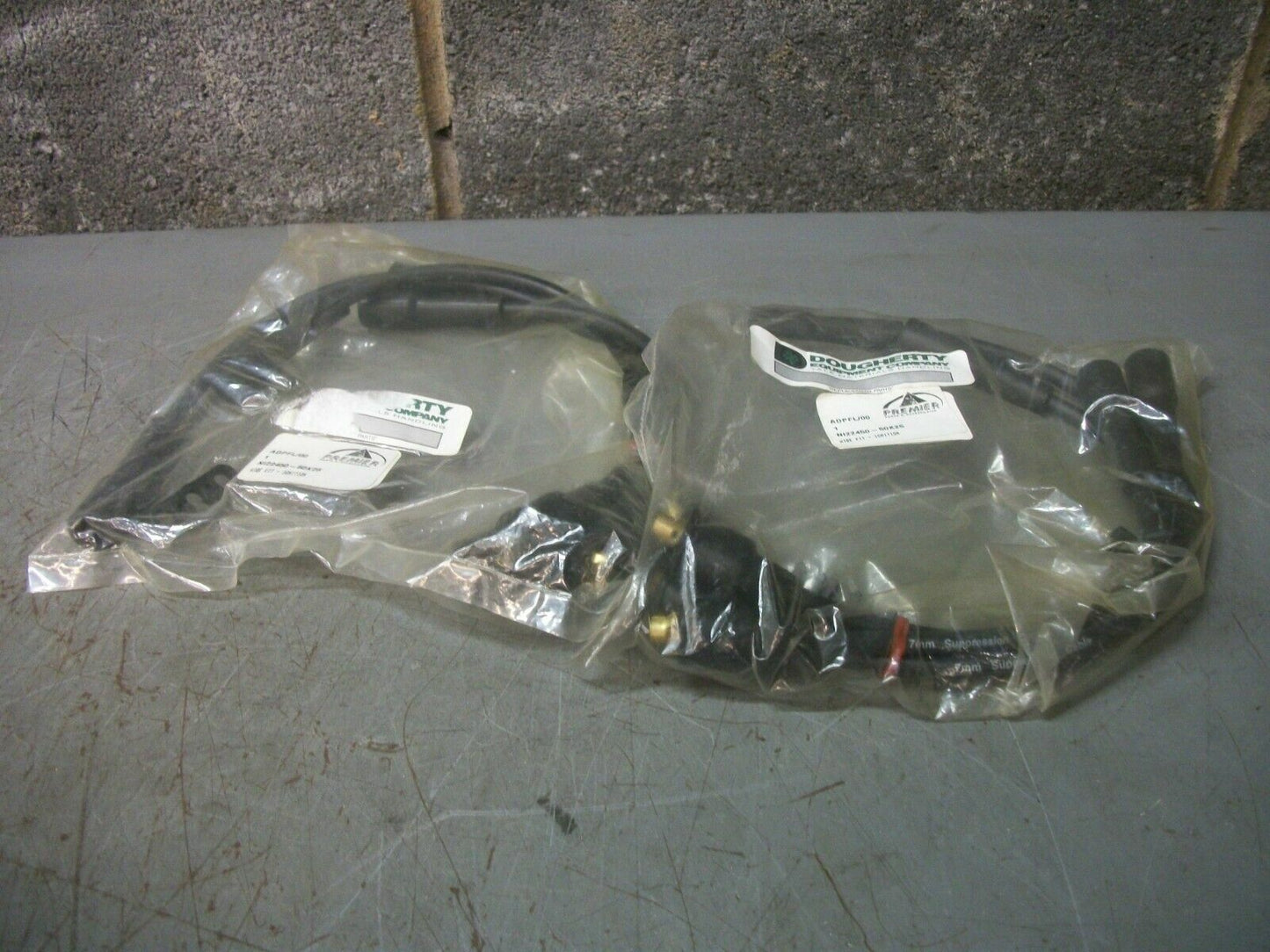 PREMIER LOT OF 2 IGNITION WIRE SETS NI22450-50K25 NEW